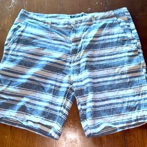 Men’s size 38 American rag shorts
